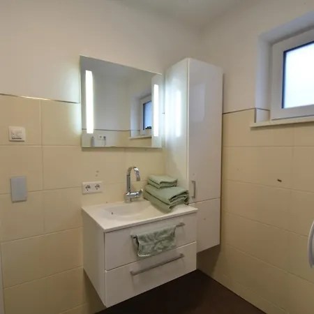 Maislinger - Enjoy Nature, Explore Salzburg Apartment